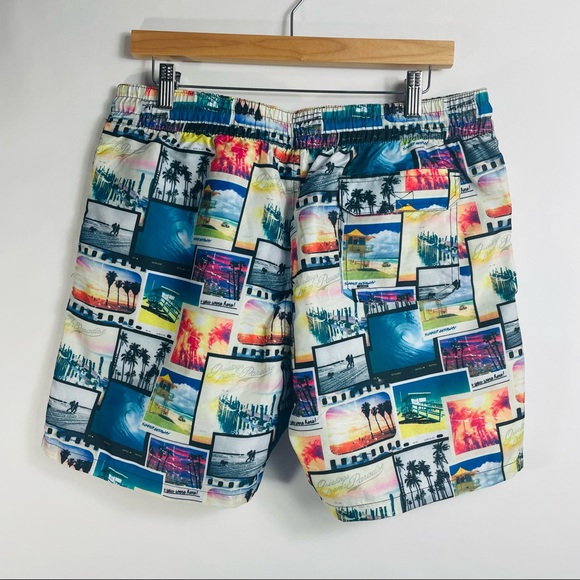 South Miami Beach Swim Trunks Size Medium - Picture 2 of 2